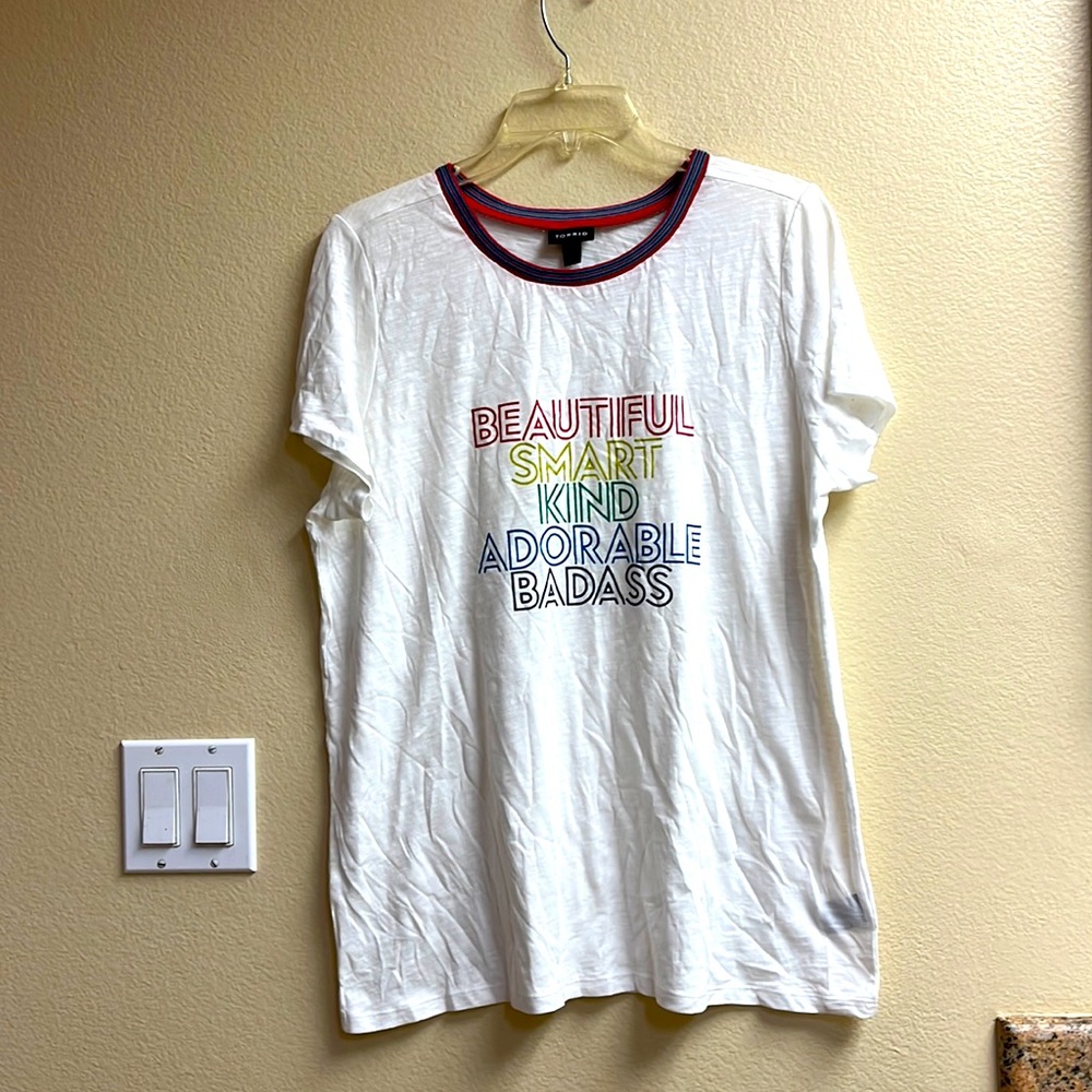 Torrid women’s short sleeve top